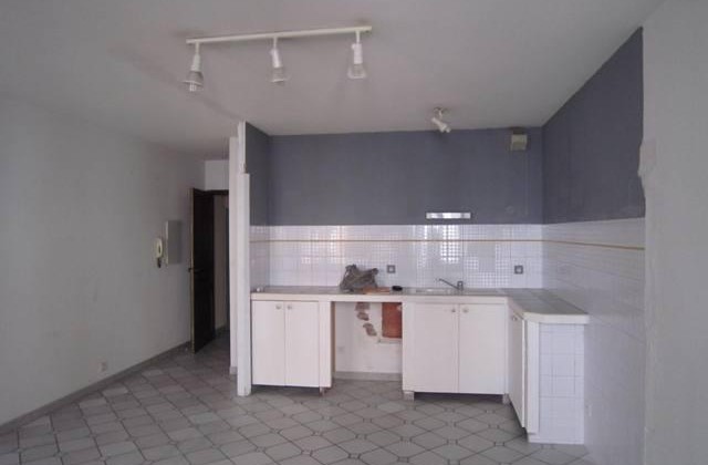 STUDIO – VEYNES – Loc 224 STUDIO – VEYNES – Loc 224