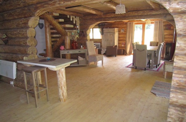 Magnifique chalet en rondins de 237 m² – LE DEVOLUY – M968 Magnifique chalet en rondins de 237 m² – LE DEVOLUY – M968