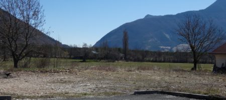 Terrain constructible et viabilisé – T1386 Terrain constructible et viabilisé – T1386