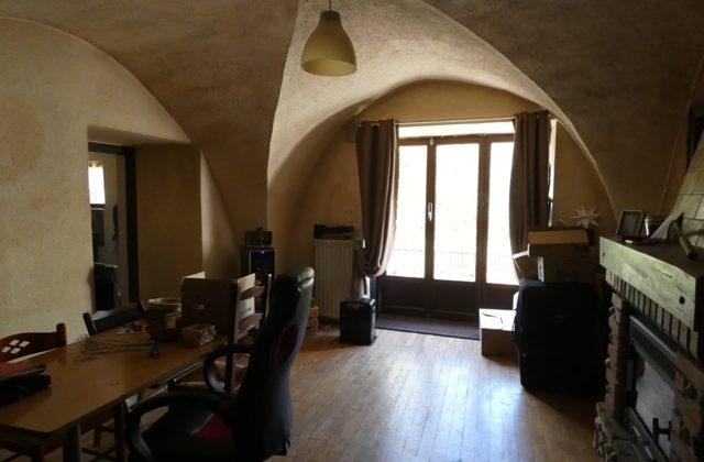 Maison – m1402 Maison – m1402