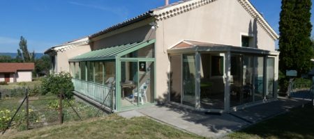 Maison T5 120 m² meublée – OZE – LOC300 Maison T5 120 m² meublée – OZE – LOC300