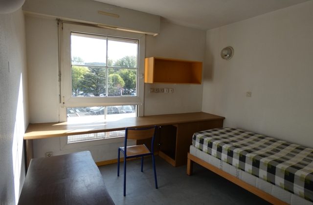 STUDIO – AIX EN PROVENCE – LOC 302 STUDIO – AIX EN PROVENCE – LOC 302