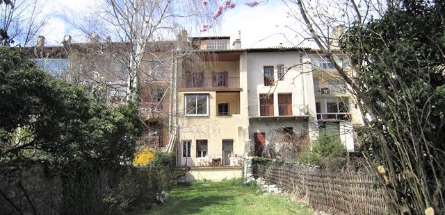 Maison de ville avec jardin clos – m1699 – VEYNES 05400