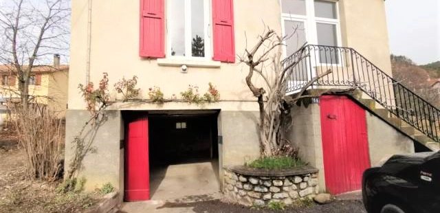 Maison de ville avec garage et jardin – m1712 – 05400 VEYNES