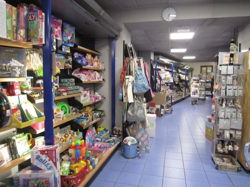 Local commercial VEYNES (05400) BUECH DEVOLUY IMMO