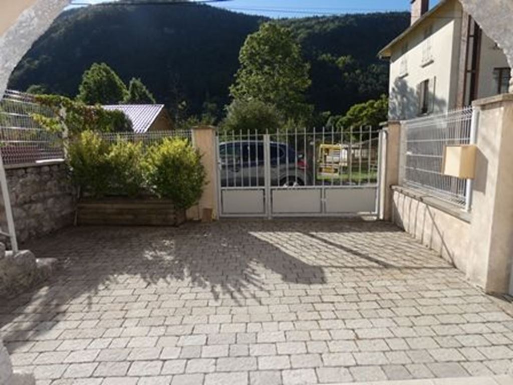 Maison de village ST JULIEN EN BEAUCHENE (05140) BUECH DEVOLUY IMMO