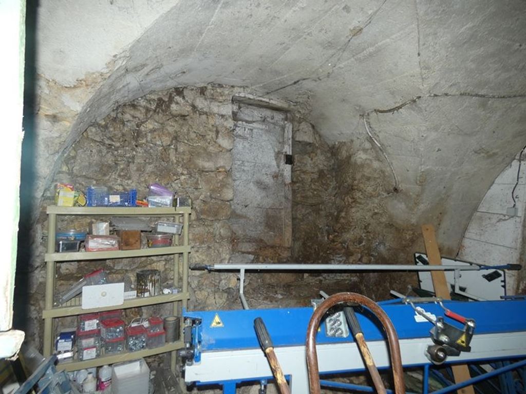 Garage LUS LA CROIX HAUTE (26620) BUECH DEVOLUY IMMO