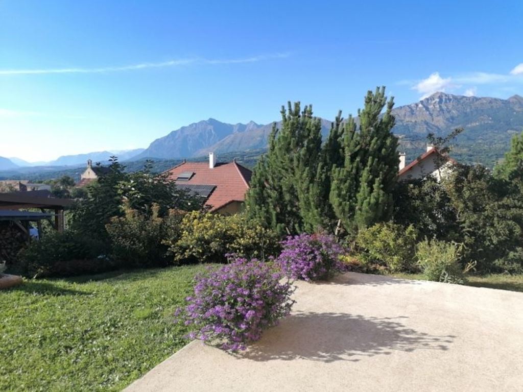 Maison de plain pied ST LAURENT DU CROS (05500) BUECH DEVOLUY IMMO