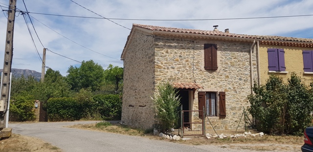 Maison en pierre – m868 Maison en pierre – m868