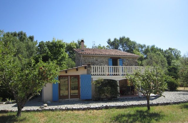 Maison en pierre indépendante – m1518 Maison en pierre indépendante – m1518