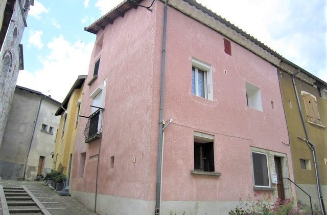 Maison de village – m1591 – ASPRES/BUËCH Maison de village – m1591 – ASPRES/BUËCH