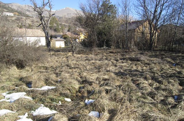 TERRAIN CONSTRUCTIBLE – T1694 – LA ROCHE DES ARNAUDS TERRAIN CONSTRUCTIBLE – T1694 – LA ROCHE DES ARNAUDS