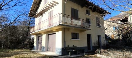 Maison individuelle avec garages et atelier – m1688 – LA FAURIE Maison individuelle avec garages et atelier – m1688 – LA FAURIE