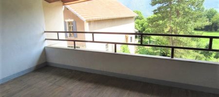 Maison de village avec garage et terrasses – m1719 – MONTMAUR 05400 Maison de village avec garage et terrasses – m1719 – MONTMAUR 05400