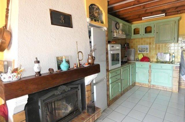 Appartement T2 en duplex – A1728 – MONTMAUR 05400 Appartement T2 en duplex – A1728 – MONTMAUR 05400