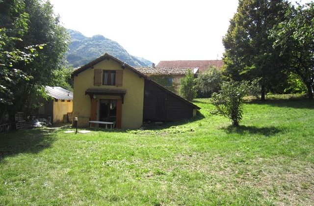 Maison indépendante avec terrain attenant – m1739 – CHATEAUNEUF D’OZE Maison indépendante avec terrain attenant – m1739 – CHATEAUNEUF D’OZE