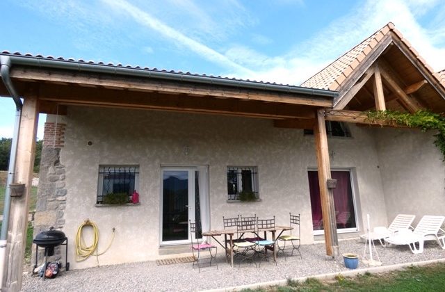 Maison T4 meublée avec jardin – LOC 345 – ASPRES/BUËCH Maison T4 meublée avec jardin – LOC 345 – ASPRES/BUËCH