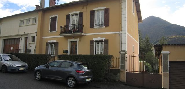 Appartement T3 avec jardin, garage, caves et grenier aménagé – A1744 – VEYNES 05400