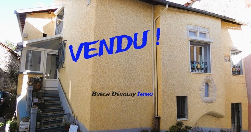 Maison de village rénovée – m1804 – ASPRES/BUËCH Maison de village rénovée – m1804 – ASPRES/BUËCH