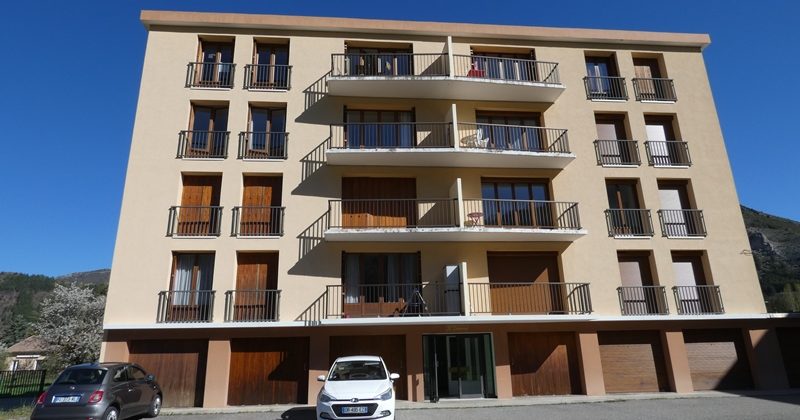 Appartement T4 avec balcon, garage, cave et 2 places parking – A1807 – VEYNES 05400 Appartement T4 avec balcon, garage, cave et 2 places parking – A1807 – VEYNES 05400