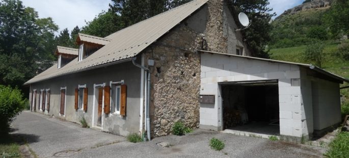 LONGÈRE – IDÉAL INVESTISSEUR – LOCATAIRES EN PLACE – m1814 – LE DÉVOLUY
