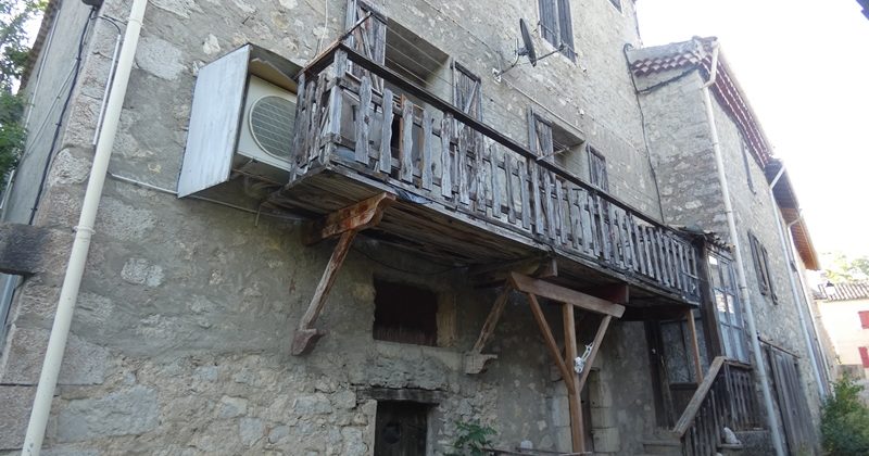 Appartement T6 en triplex – Garage et cave – A1817 – ST PIERRE D’ARGENÇON Appartement T6 en triplex – Garage et cave – A1817 – ST PIERRE D’ARGENÇON