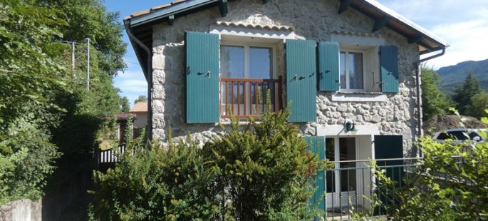 Maison indépendante sans travaux – Jardin – m1789 – A 5mn d’ASPRES/BUËCH