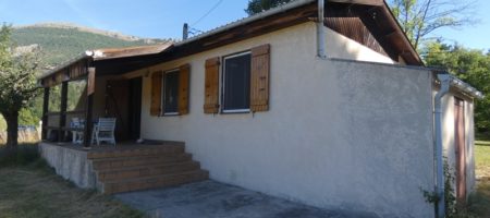 Maison de plain-pied avec terrain – m1820 – ASPRES/BUËCH 05140 Maison de plain-pied avec terrain – m1820 – ASPRES/BUËCH 05140
