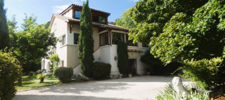 Propriété avec grand garage, piscine et jardin – m1824 – SERRES 05700 Propriété avec grand garage, piscine et jardin – m1824 – SERRES 05700