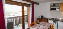 Appartement T2 avec balcon et 2 places parking – A1827 – LA JOUE DU LOUP 05250